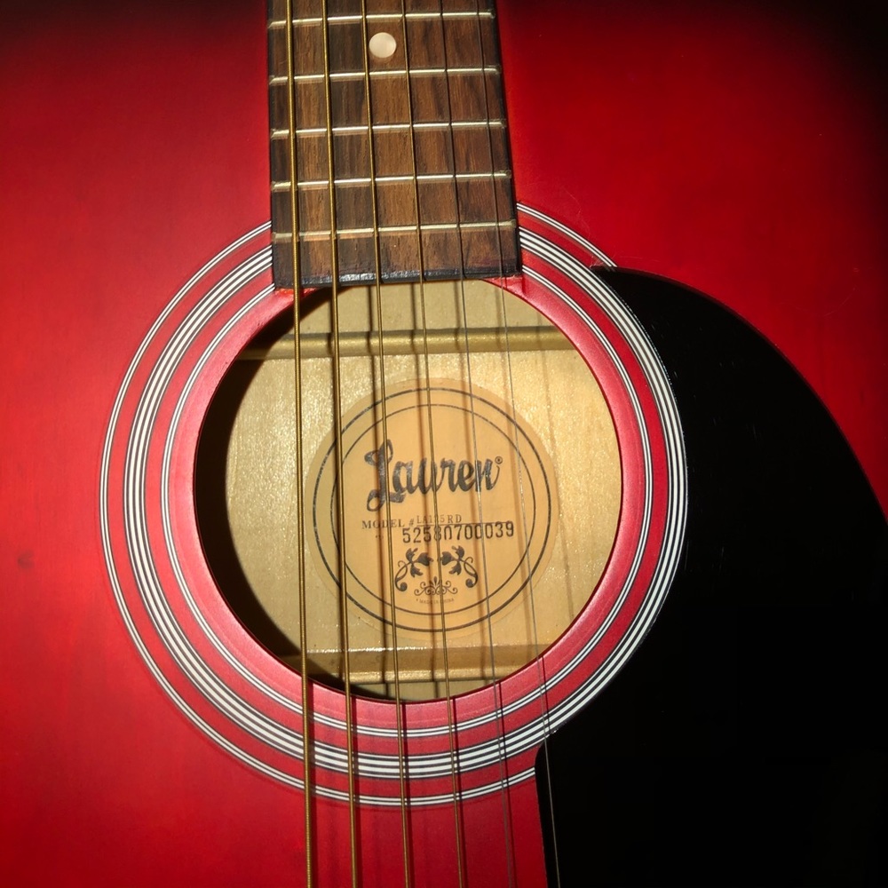 Lauren LA125RD 6String Dreadnought Acoustic Guitar